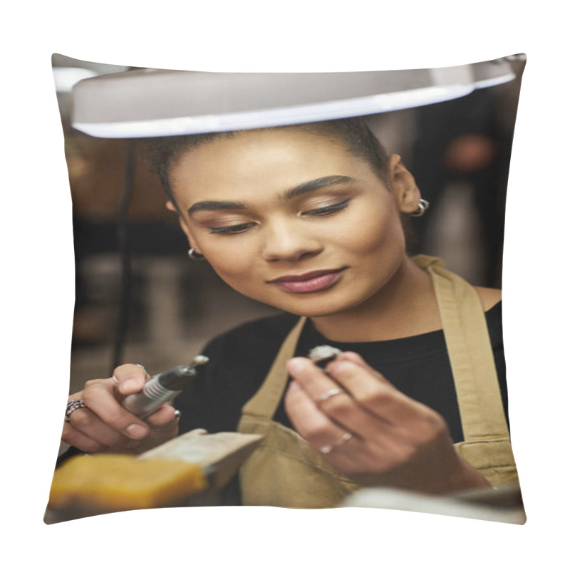 Personality  A Talented Woman Carefully Examines A Jewel While Working In A Jewelry Workshop Pillow Covers