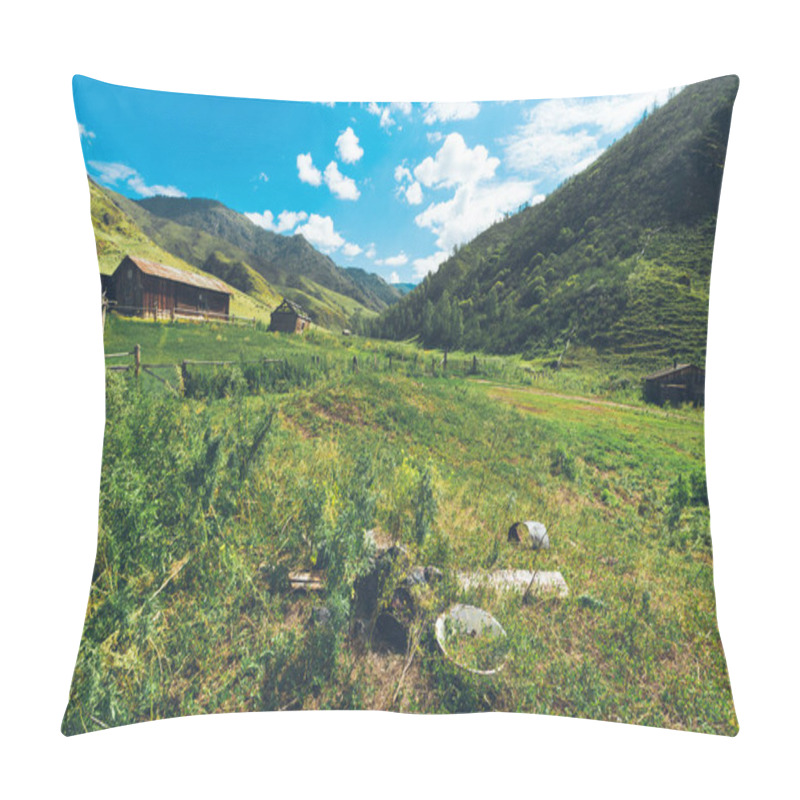 Personality  Empty Village In Mountains Pillow Covers