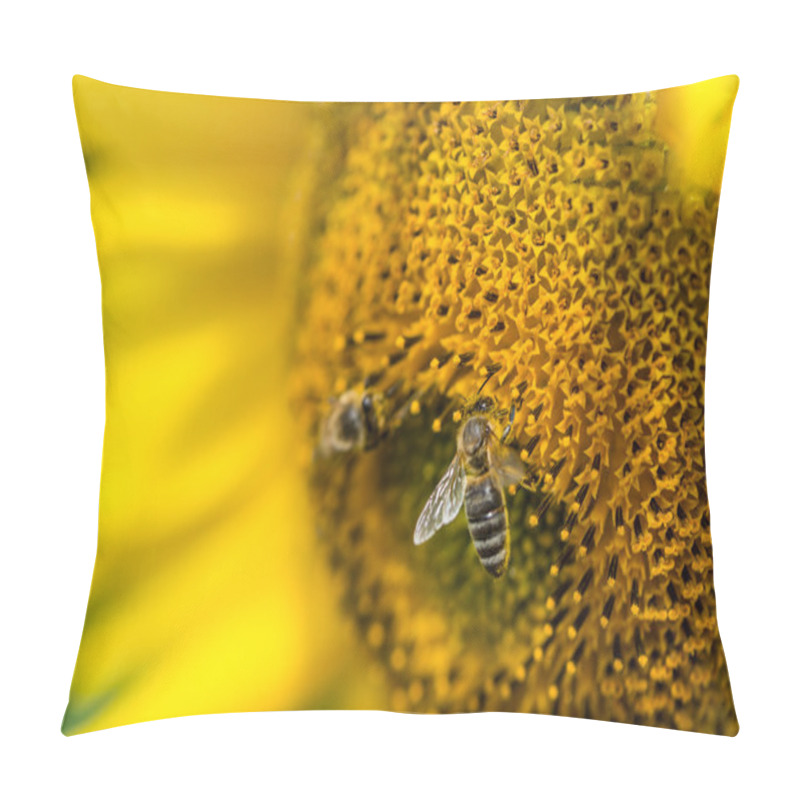 Personality  Yellow Sunflower With  Bees  Pillow Covers