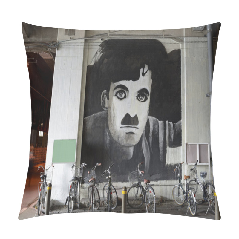 Personality  Charlie Chaplin Pillow Covers