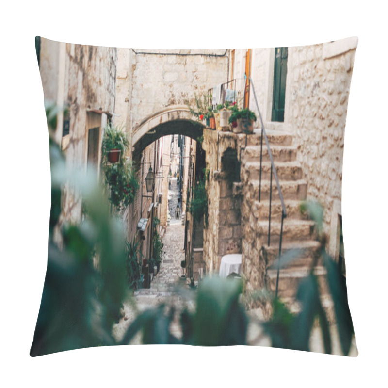 Personality  Historical Pillow Covers