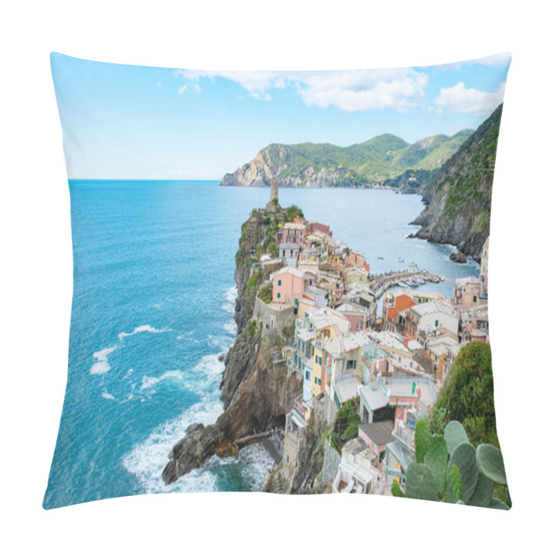 Personality  Discover The Breathtaking Cinque Terre, Where Vibrant Buildings Cling To Cliffs By The Clear Sea, Surrounded By Rolling Hills And Lively Coastal Life Under A Bright Sky. Vernazza Italy Pillow Covers