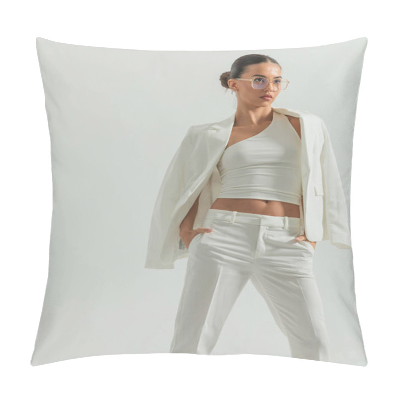 Personality  Confident Smart Casual Lady With Glasses Looking Away And Holding Hands In Pockets In Front Of Grey Background Pillow Covers