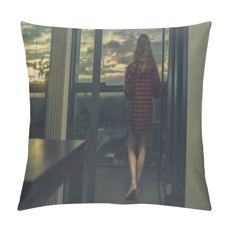 Personality  Woman On Blacony Admiring Sunrise Pillow Covers