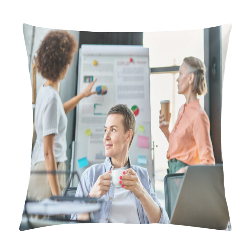 Personality  Devoted Businesswoman Engrossed In Work On A Laptop Computer, With Her Diverse Colleagues On Backdrop. Pillow Covers