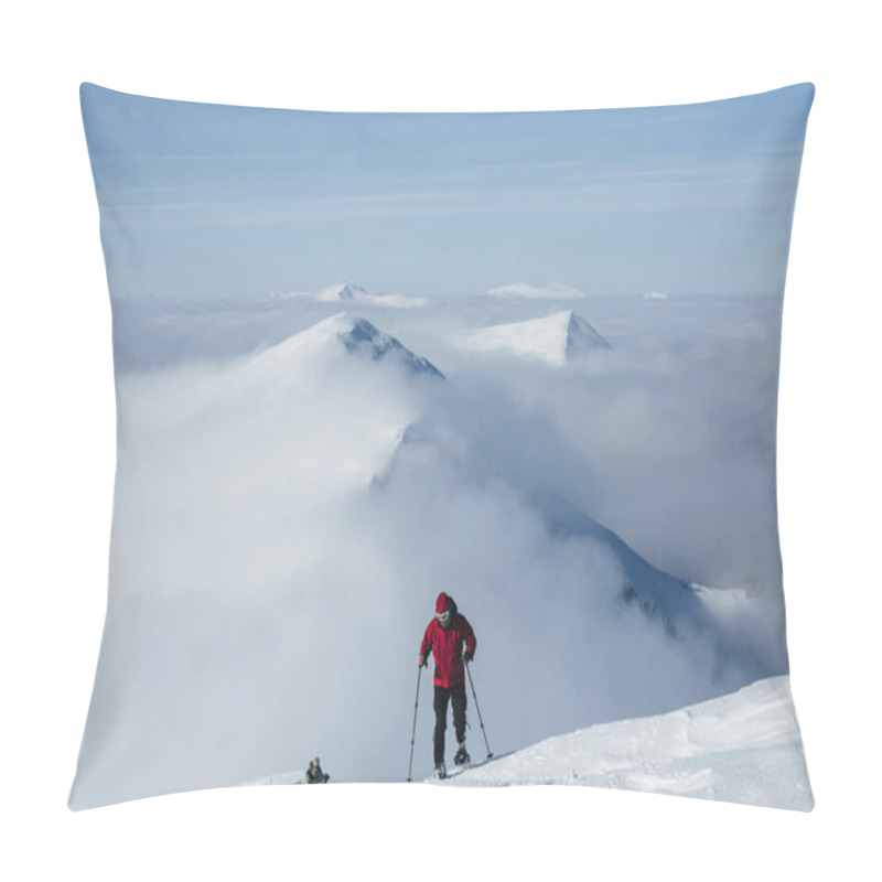 Personality  People Climbing Pillow Covers