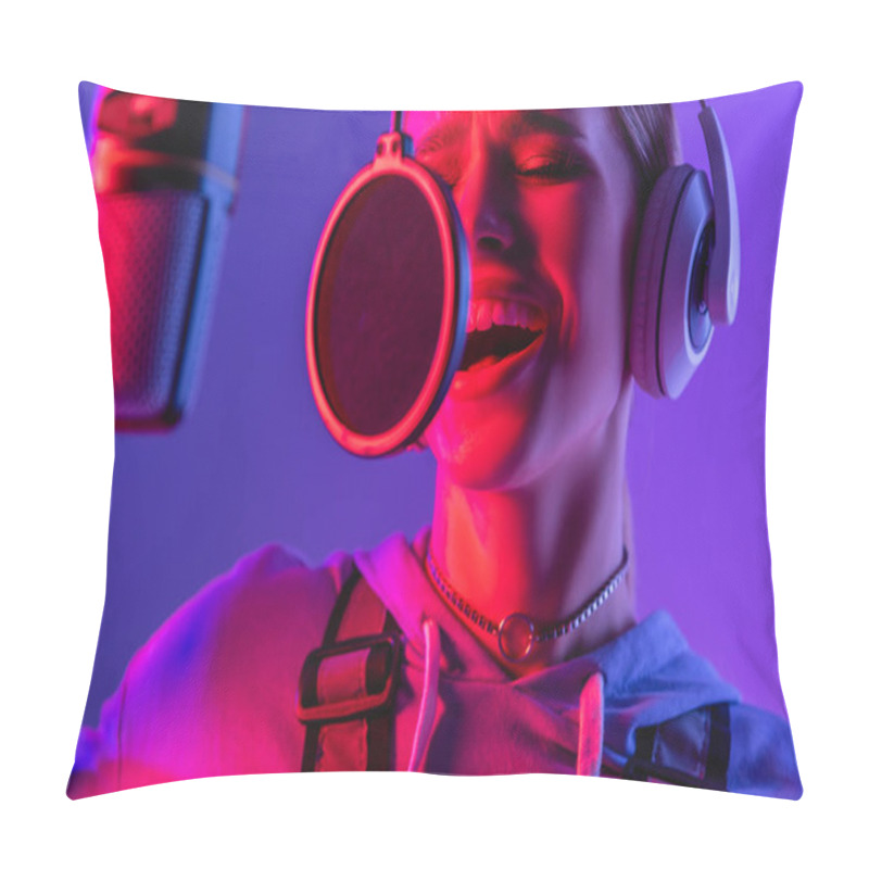 Personality  Young Singer In Wireless Headphones Recording Song While Singing In Microphone On Purple With Color Filter  Pillow Covers