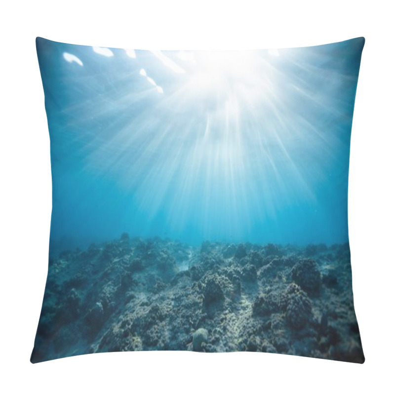 Personality  Beautiful Underwater Shot Of Focuses Detailed Water Textures - Beautiful Background Pillow Covers