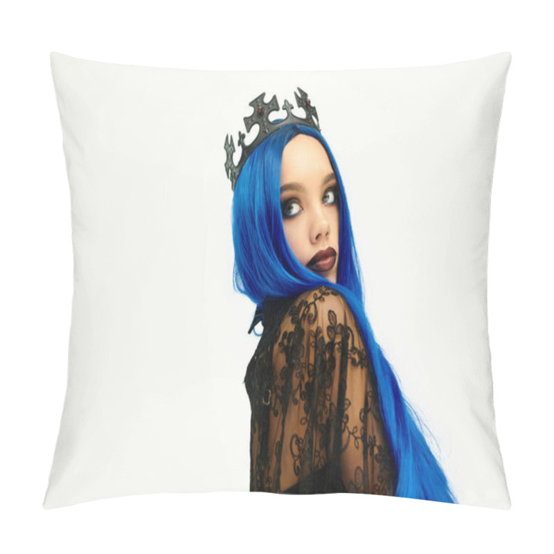 Personality  A Beautifully Dressed Young Woman In A Halloween Costume Displays Captivating Blue Hair And A Crown. Pillow Covers