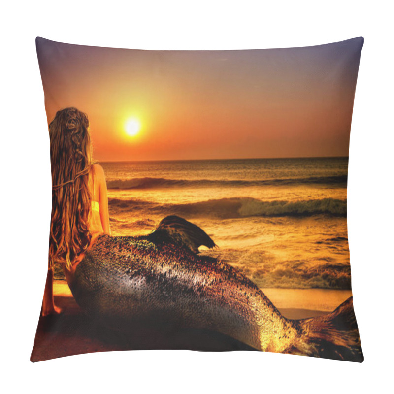 Personality  Woman Mermaid Dreams On Sea Sandy Beach. Fairy Girl Pillow Covers