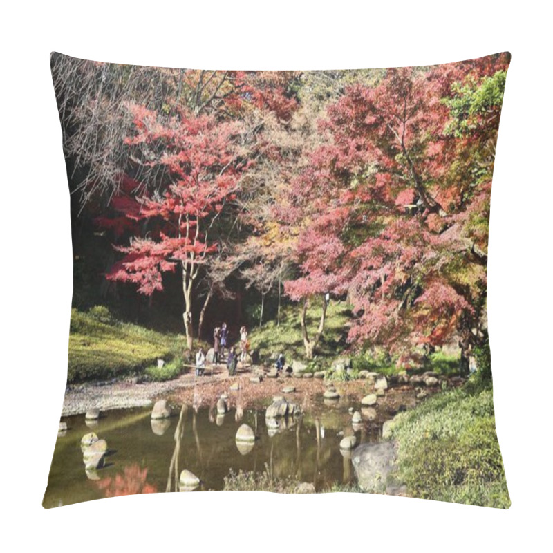 Personality  Tokyo Autumn, Japan Pillow Covers