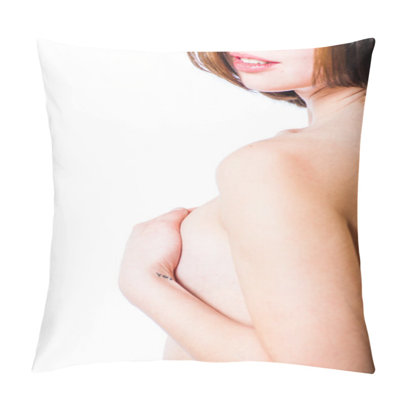 Personality  Profile Wie Of The Nude Girl Pillow Covers