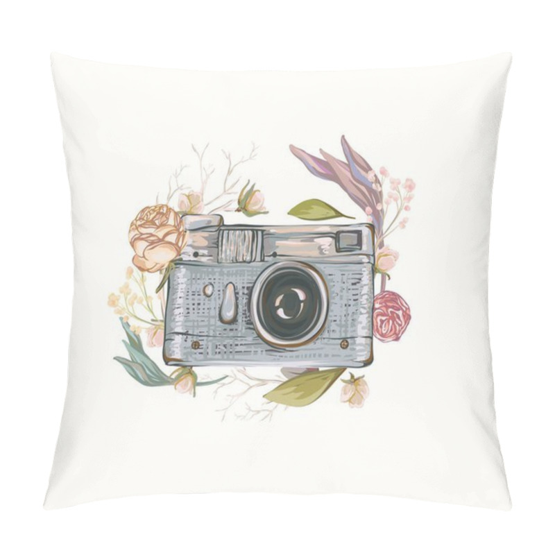 Personality  Vintage Retro Photo Camera In Flowers, Leaves, Branches On White Background. Watercolor Design, Flat Style. Hand Drawn Vector Illustration, Separated Elements In Collage Pillow Covers