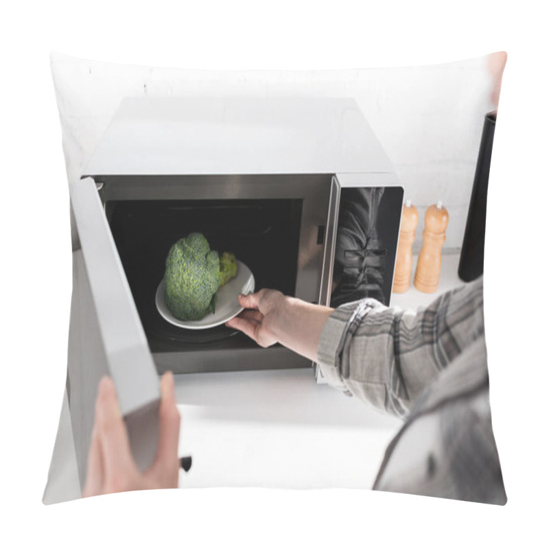 Personality  Cropped View Of Woman Holding Plate With Broccoli And Putting It In Microwave  Pillow Covers