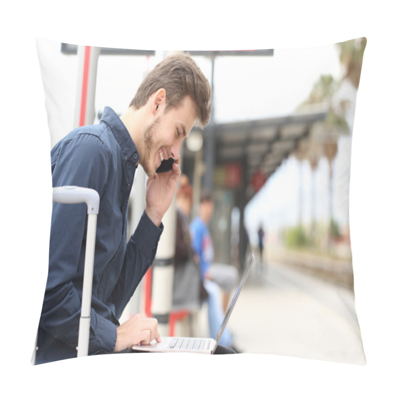 Personality  Freelancer Working With A Laptop And Phone In A Train Station Pillow Covers