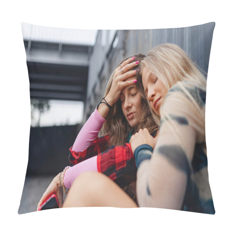 Personality  Gen Z Friends Sitting Together Outdoors In The City, Comforting Each Other And Helping With A Problem. Anxiety And Sadness Of A Young Zoomer Girl. Concept Of Power Of Friendship. Pillow Covers