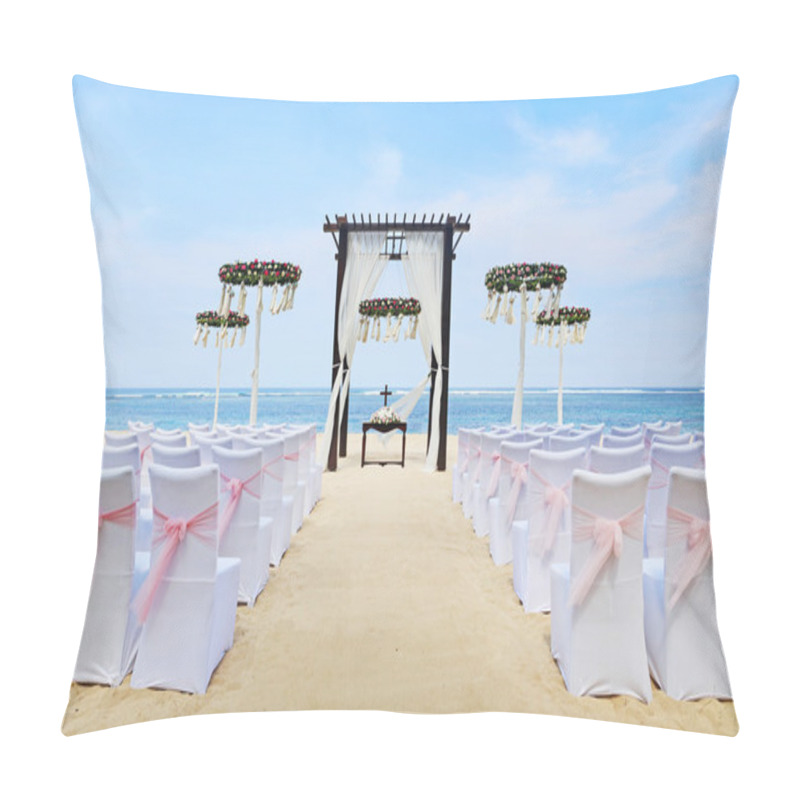 Personality  Wedding Ceremony On The Beach Pillow Covers