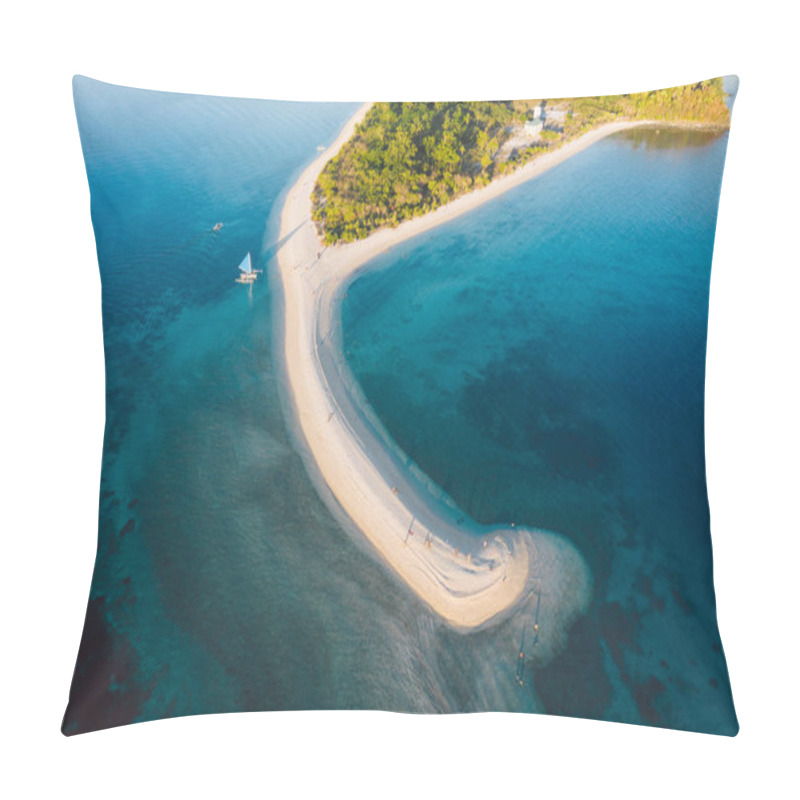 Personality  Spectacular Beach In Philippines Pillow Covers