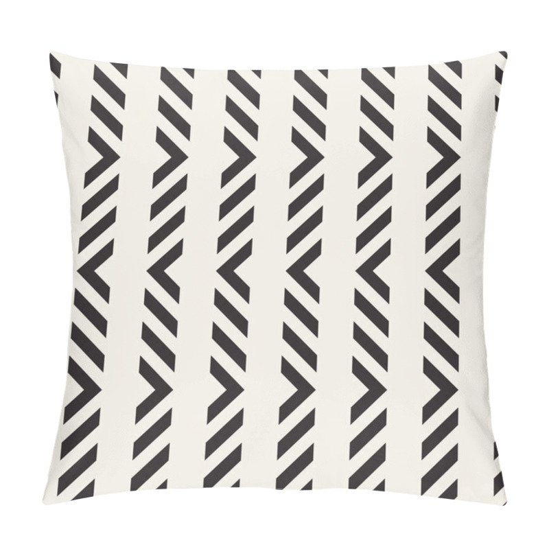 Personality  Seamless Ethnic Lines Pattern. Black And White Geometric Pattern. Vector Print For Your Design. Pillow Covers