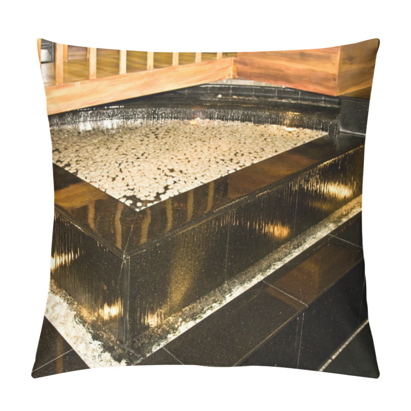 Personality  Designer Fountain Pillow Covers