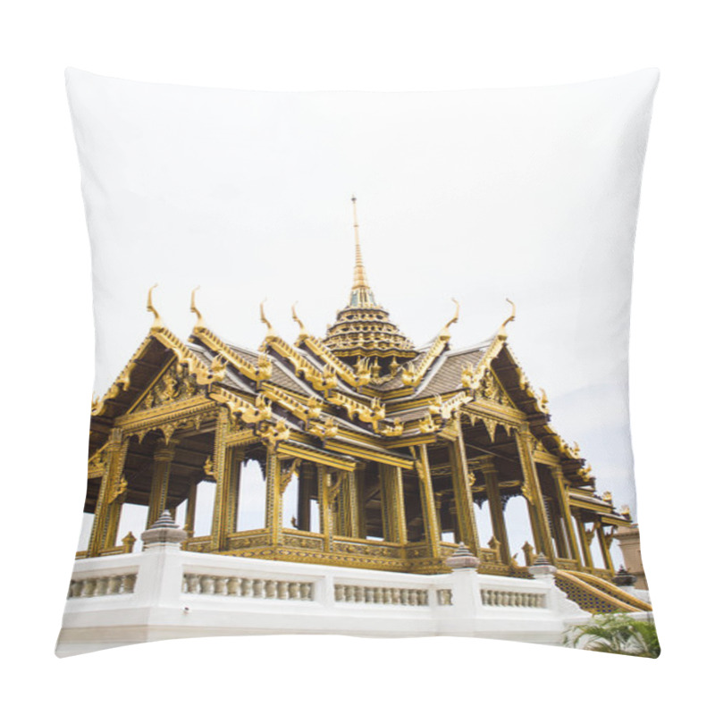 Personality  Pavilion In Grand Palace Pillow Covers