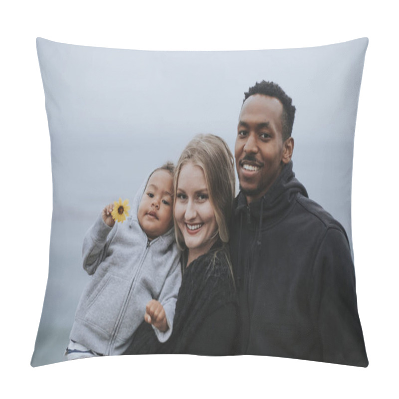 Personality  Happy Family At A Beach Pillow Covers