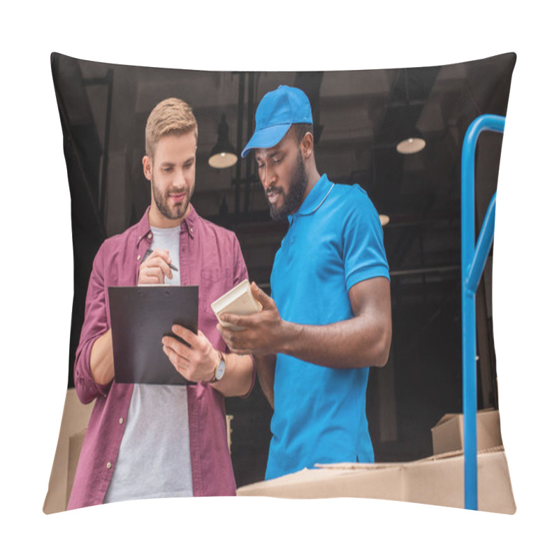 Personality  African American Courier Counting Cost Of Delivery Pillow Covers