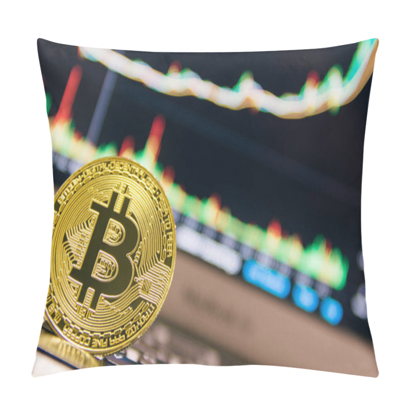 Personality   Golden Bitcoin On Background Pillow Covers