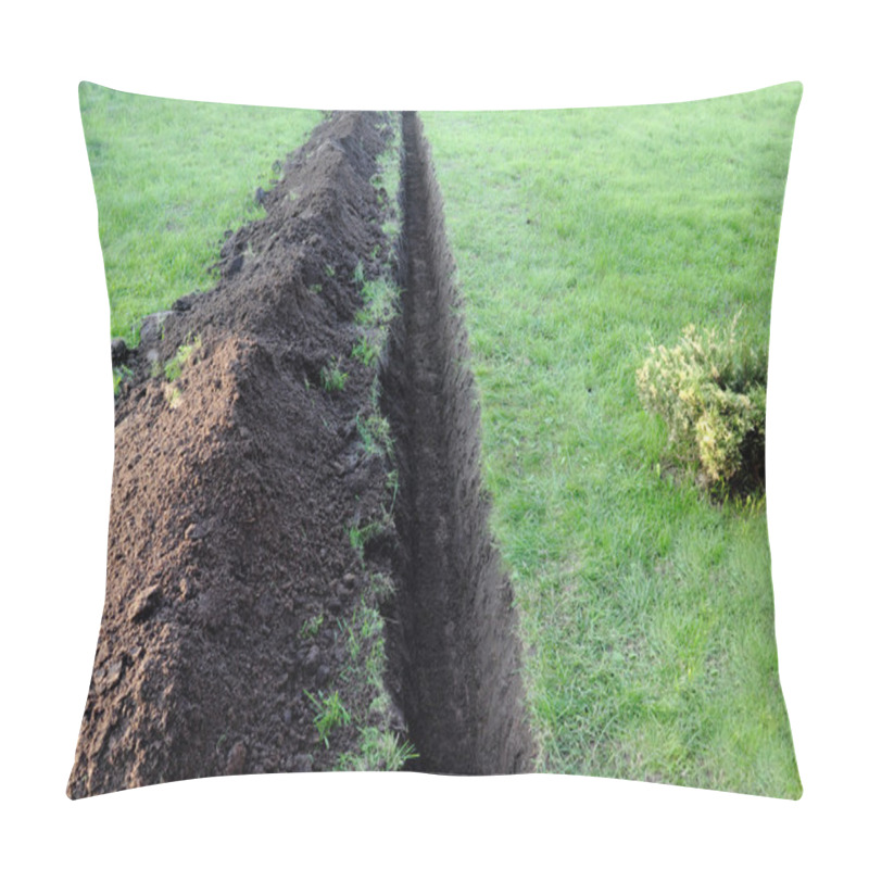 Personality  Trench In The Ground Pillow Covers