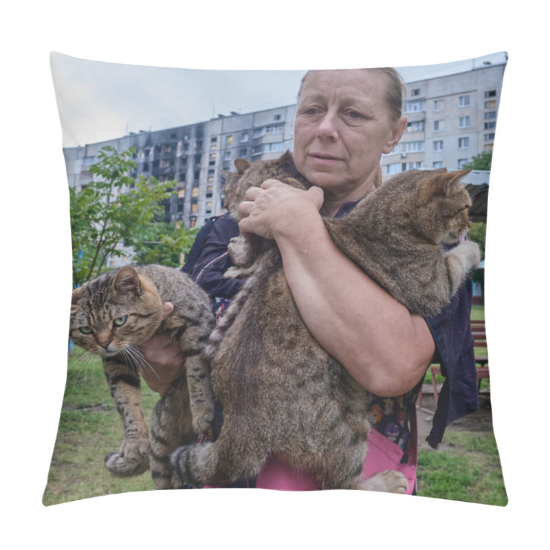 Personality  Kharkiv, Ukraine. August 4, 2022. A Woman Saving Cats Abandoned By Owners After The Building Was Hit By A Russian Missile. Pillow Covers