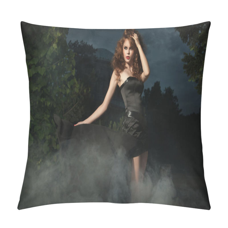 Personality  Sexy Woman Pillow Covers