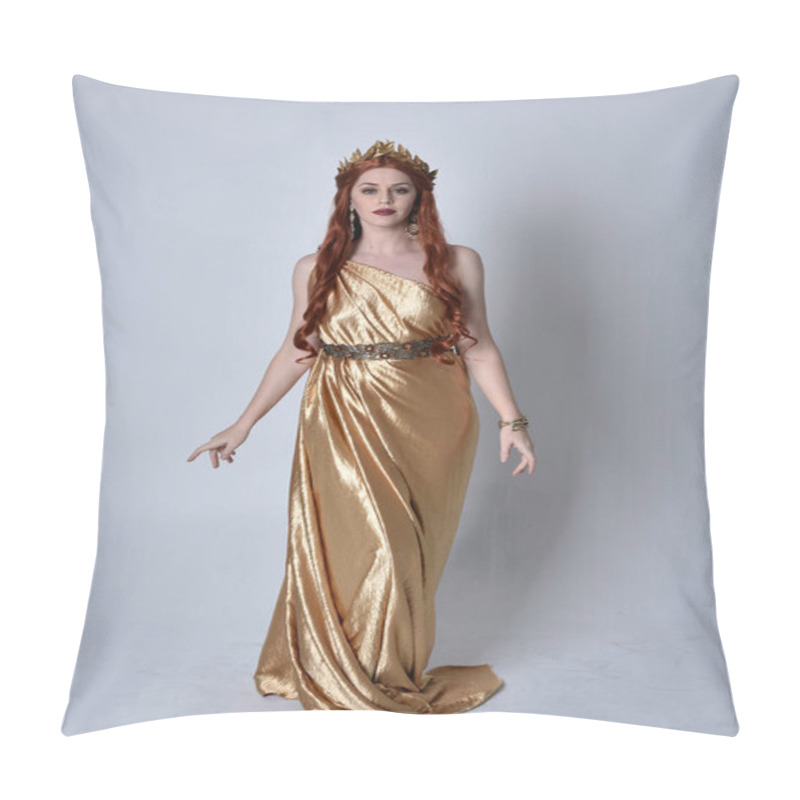 Personality  Full Length Portrait Of Girl With Red Hair Wearing Long Grecian Toga And Golden Wreath. Standing Pose Iisolated Against A Grey Studio Background. Pillow Covers