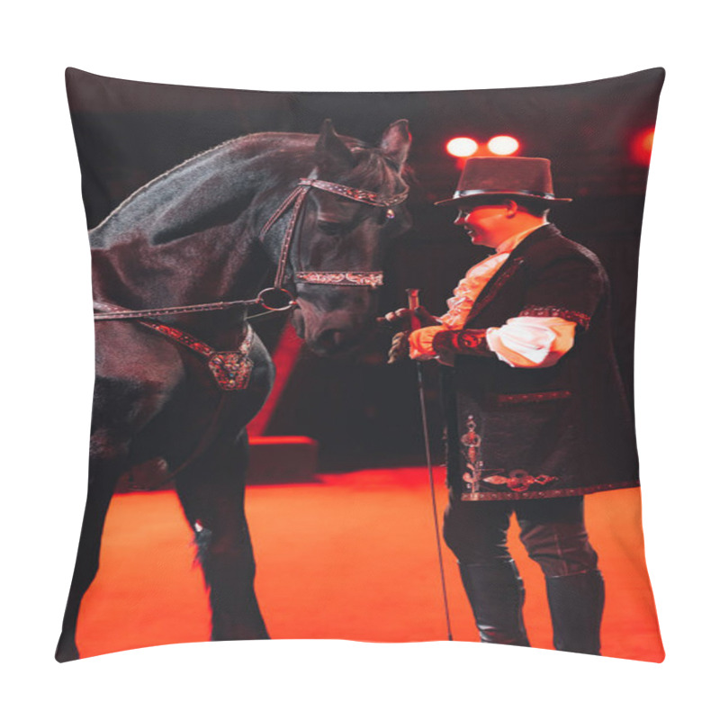 Personality  KYIV, UKRAINE - NOVEMBER 1, 2019: Side View Of Handler Performing With Horse At Circus Stage Pillow Covers