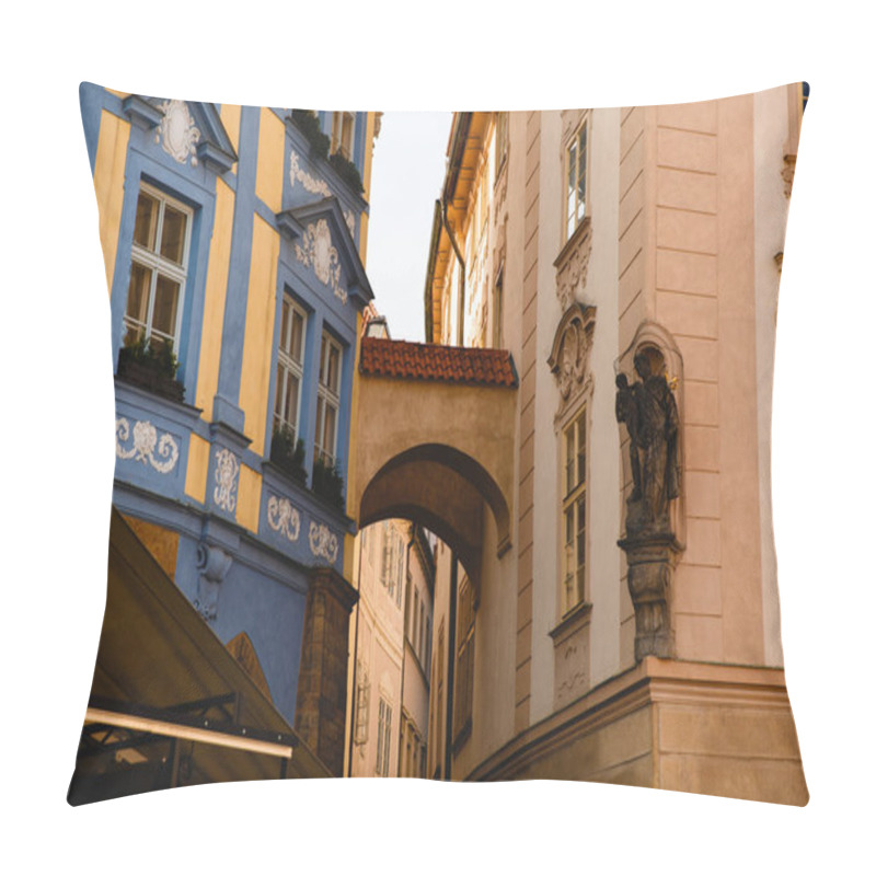 Personality  Arch Pillow Covers