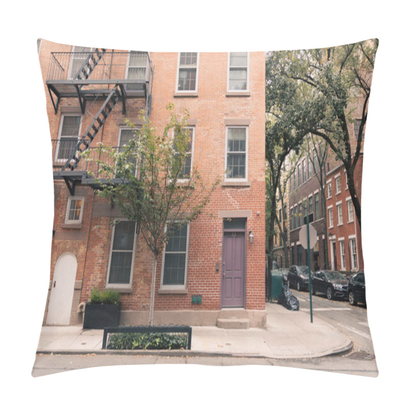 Personality  Facade Of Building With Fire Escape On Street In New York City Pillow Covers