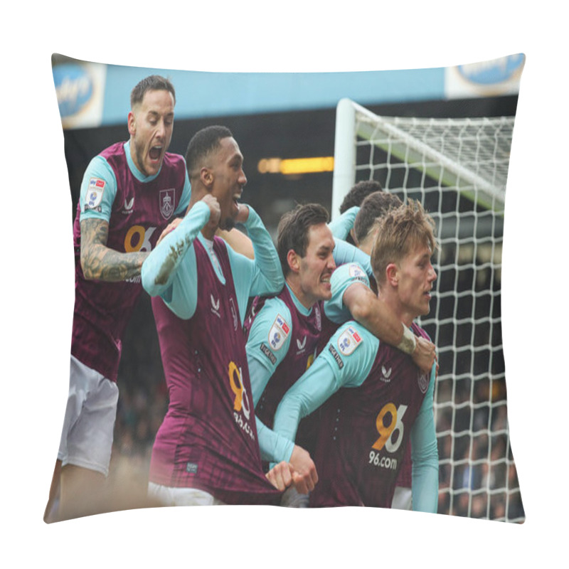 Personality  Burnley Celebrate Opening Goal 1-0 During The Sky Bet Championship Match Blackburn Rovers Vs Burnley At Ewood Park, Blackburn, United Kingdom, 4th January 202 Pillow Covers