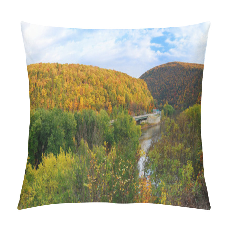 Personality  Delaware Water Gap Panorama In Autumn Pillow Covers