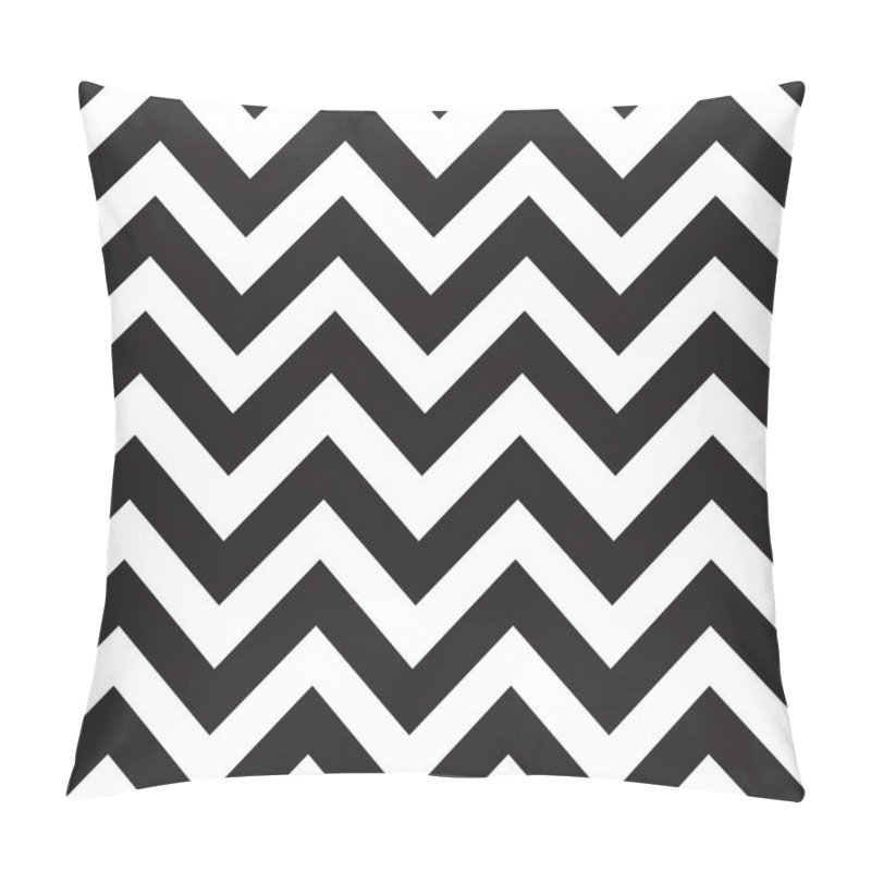 Personality  Classic Zigzag Lines Pattern On Black. Vector Design Pillow Covers