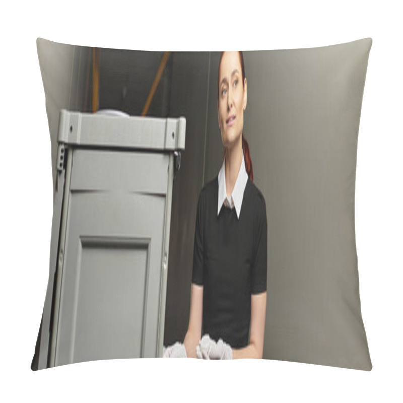 Personality  A Young Woman With Red Hair Stands Beside A Storage Container, Showcasing Her Professionalism. Pillow Covers