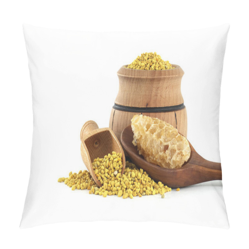 Personality  A Close-up View Of A Natural Arrangement Featuring Bee Pollen Granules, Fresh Honeycomb Pieces, And Wooden Containers On A Clean Background, Emphasizing Organic And Natural Food Products. Pillow Covers