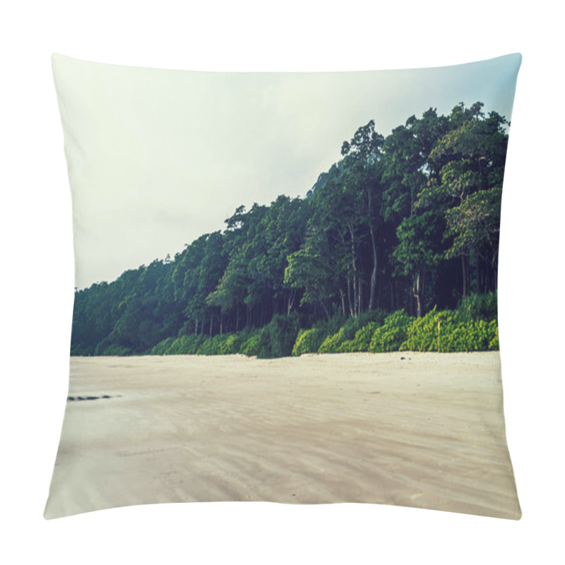 Personality  Stunning View Of Radhanagar Beach On Havelock Island. Pillow Covers