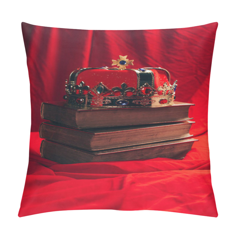 Personality  Ancient Golden Crown With Gemstones On Books On Red Cloth Pillow Covers