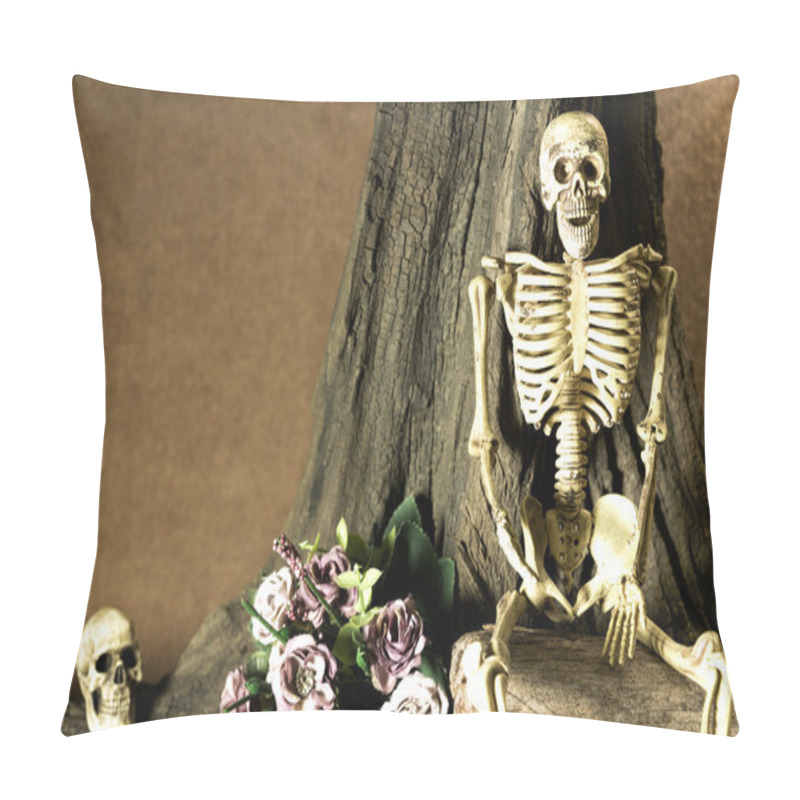 Personality  Still Life With Skull, Love Story Set Pillow Covers