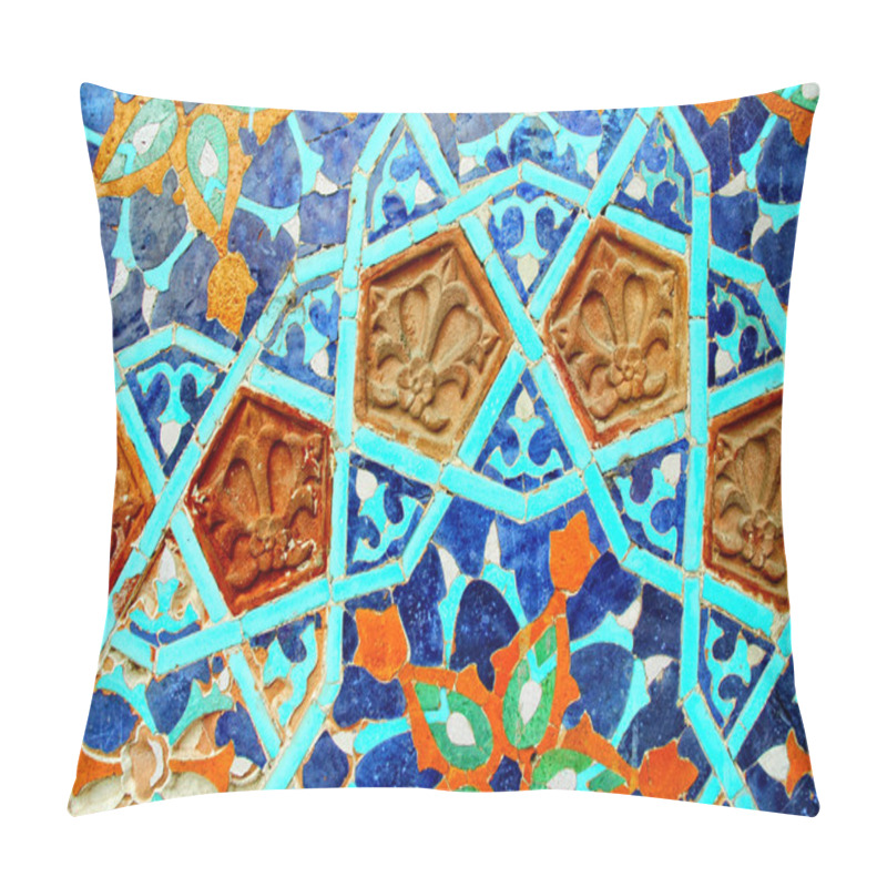 Personality  Fragment Of Tiled Wall With Arabic Mosaic Pillow Covers