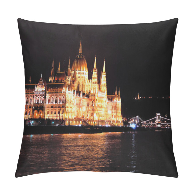 Personality  Night Lights Of The Hungarian Parliament Pillow Covers