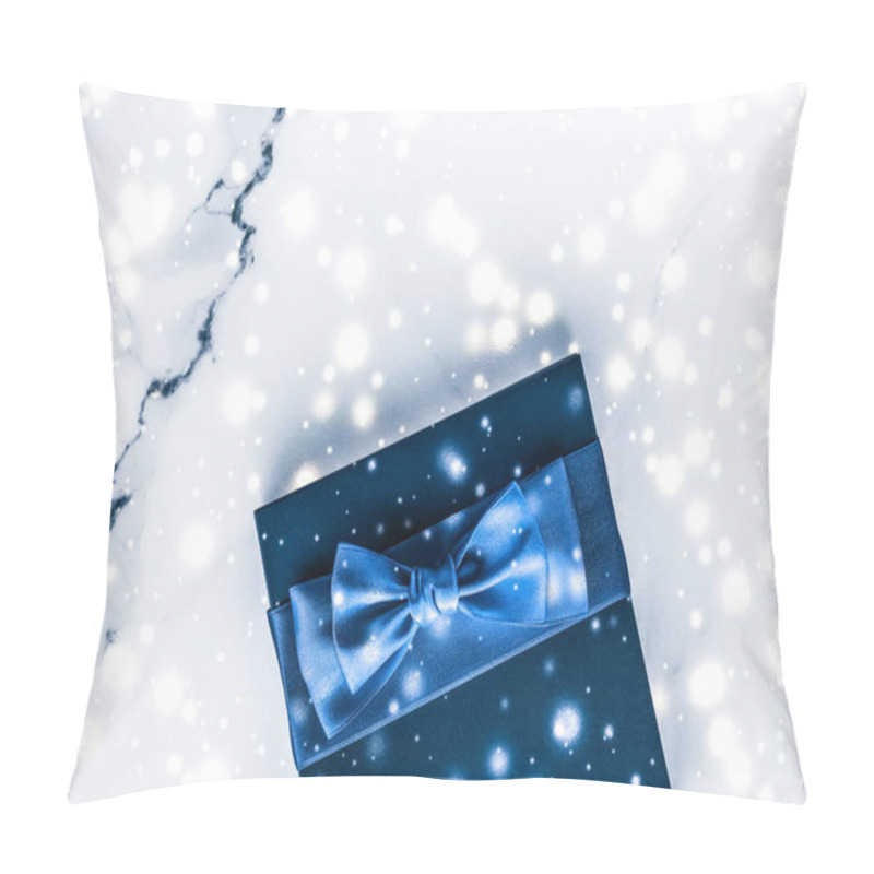 Personality  Winter Holiday Gift Box With Blue Silk Bow, Snow Glitter On Marb Pillow Covers