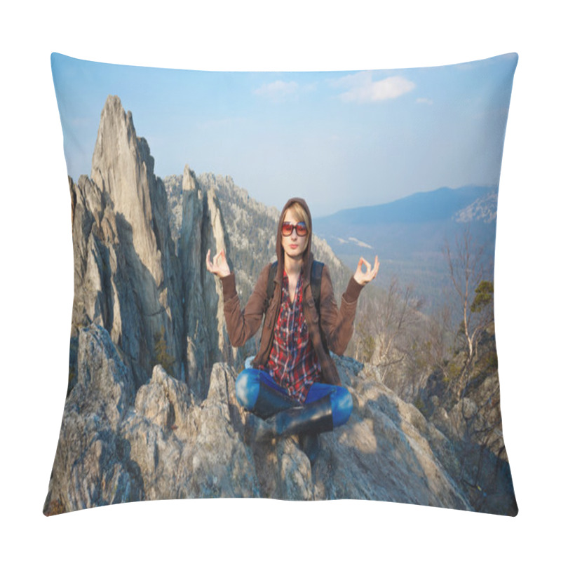 Personality  Woman Meditating At The Mountain Top Pillow Covers