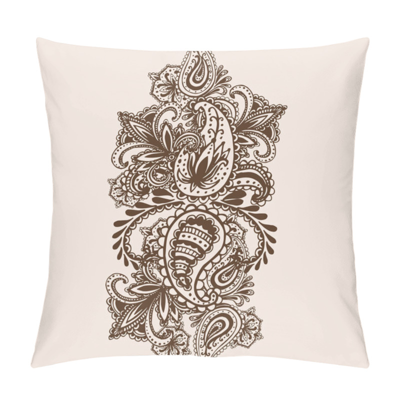 Personality  Hand-Drawn Henna Mehndi Abstract Mandala Flowers And Paisley Doodle Pillow Covers