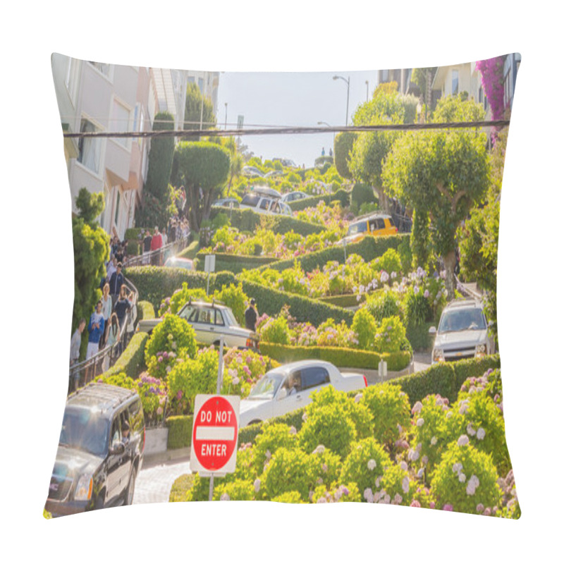 Personality  Lombard Street In San Francisco, USA Pillow Covers