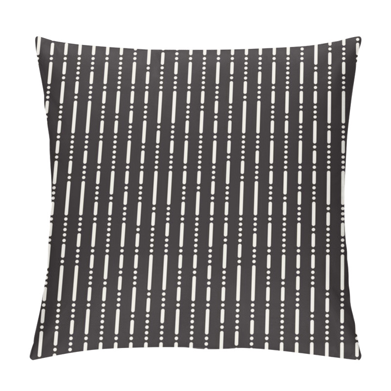 Personality  Vector Seamless Stripes Pattern. Modern Stylish Texture With Monochrome Trellis. Repeating Geometric Grid. Simple Lattice Design. Pillow Covers